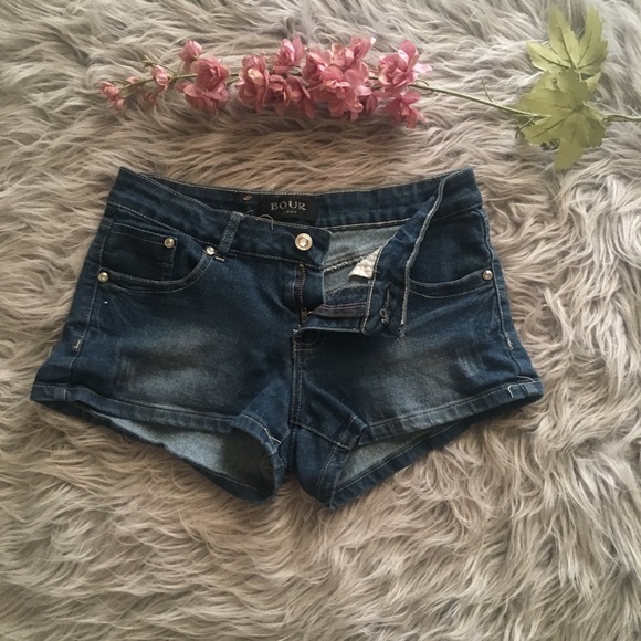 Jean shorts - Picture 3 of 3